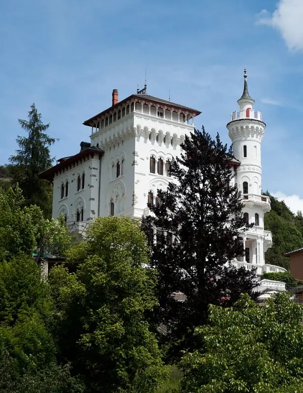 Appartement De Standing Au Château à Jausiers