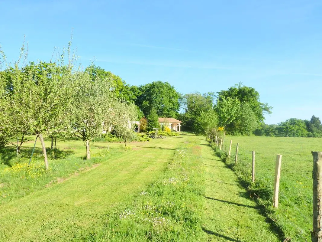 Gîte de France Ecogîte des monts de blond 2 épis