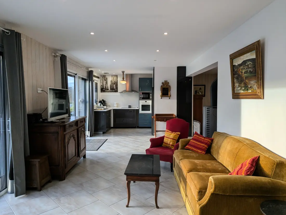 Maison de Vacances Jouy-le-Potier 11