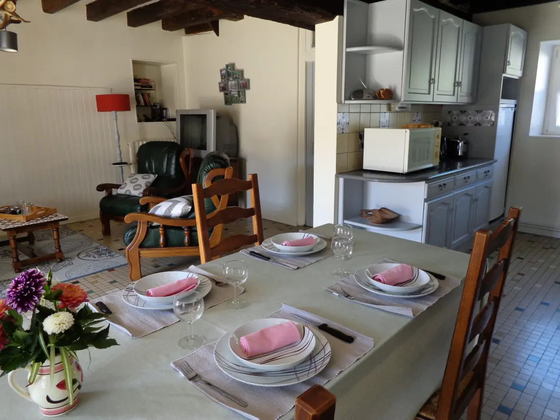 Maison de Vacances Jouy-le-Potier 3