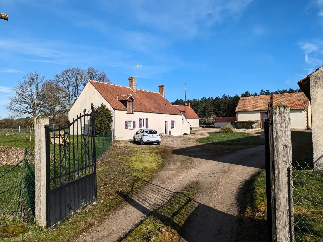 Maison de Vacances Jouy-le-Potier 3