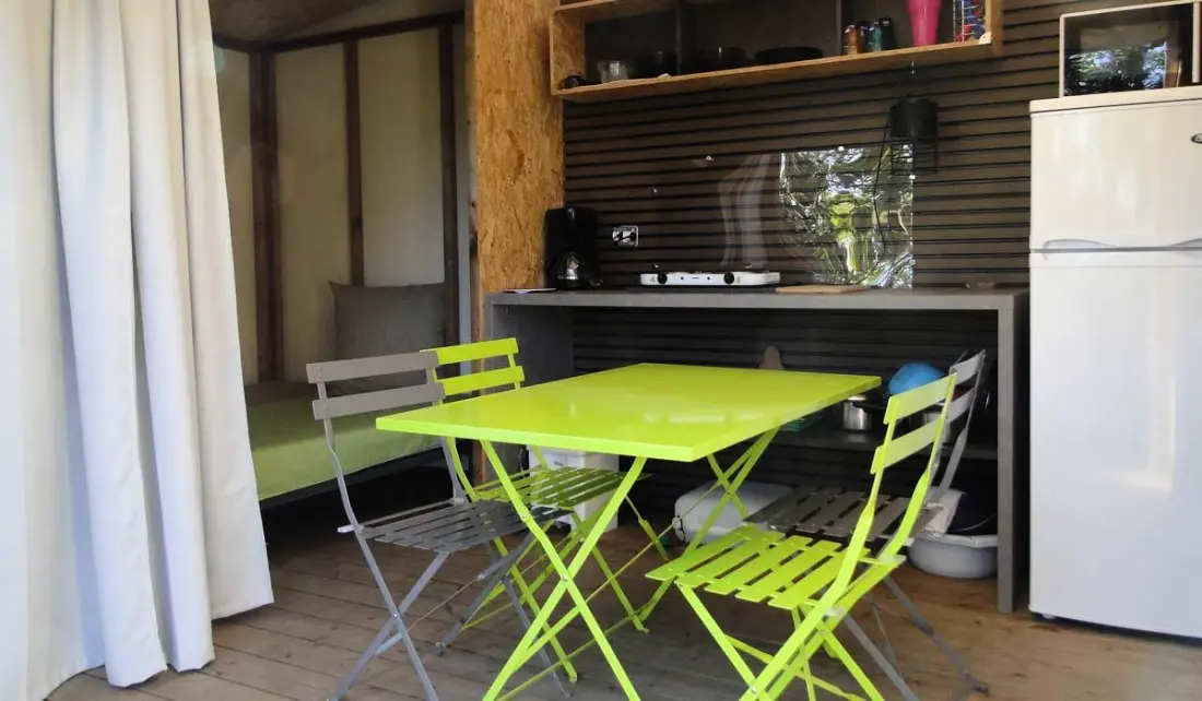 CAMPING LES CHATAIGNIERS 2 étoiles★★