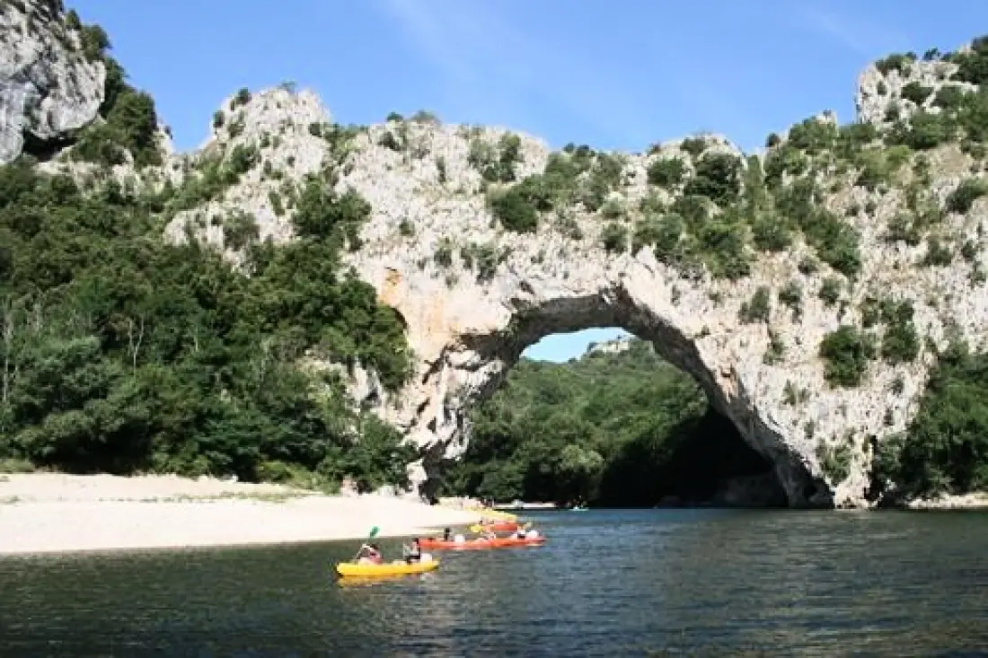 CAMPING LES CHATAIGNIERS 2 étoiles★★