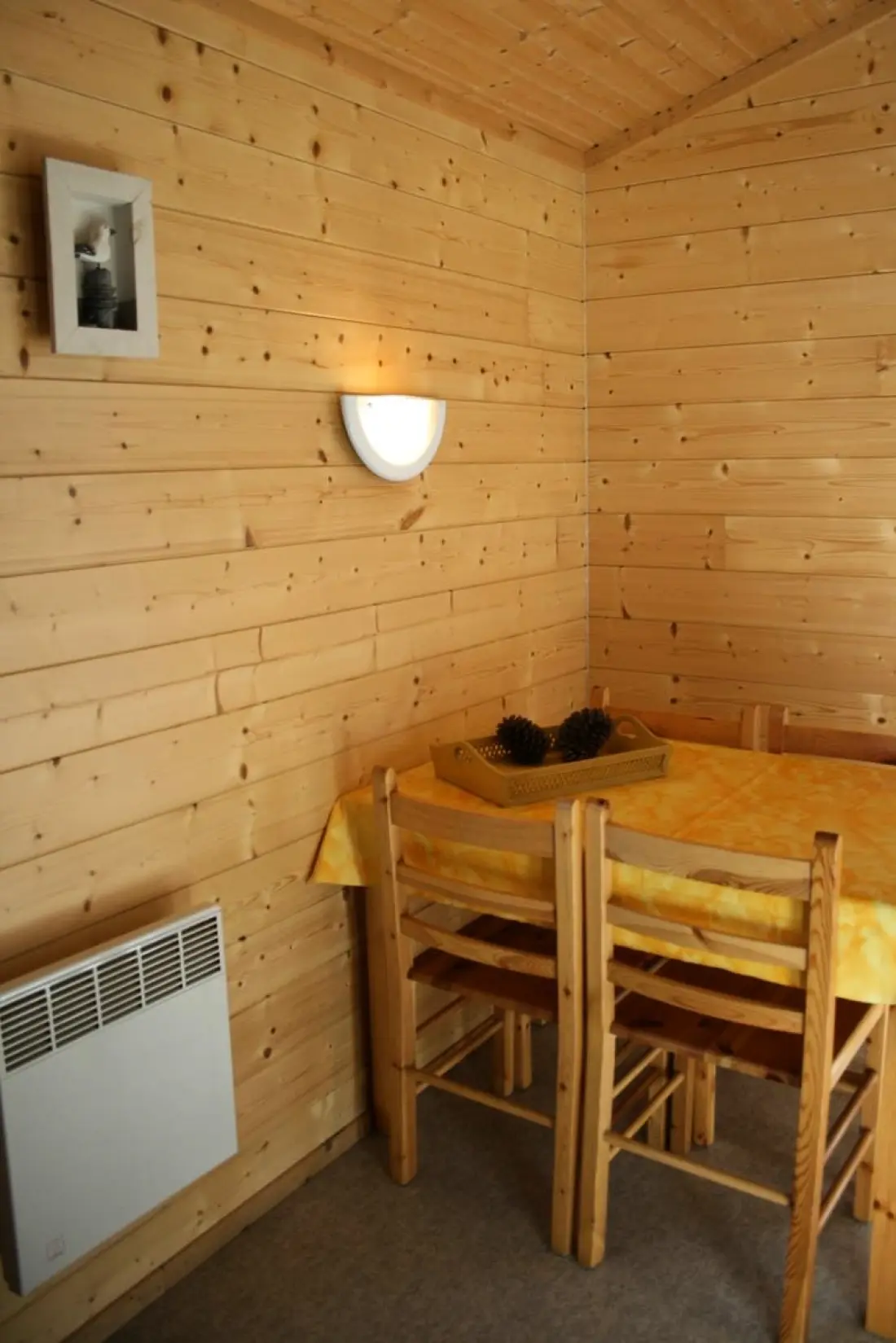 CAMPING LES CHATAIGNIERS 2 étoiles★★