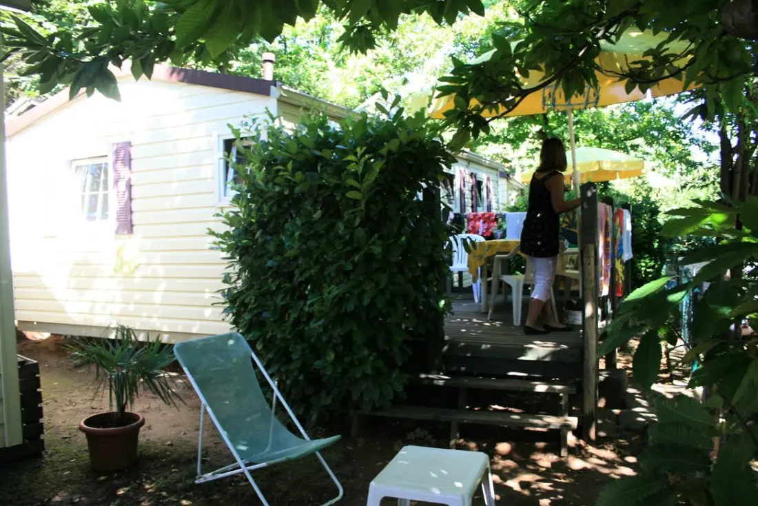 CAMPING LES CHATAIGNIERS 2 étoiles★★