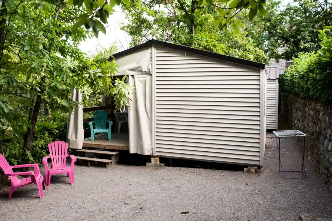 CAMPING LES CHATAIGNIERS 2 étoiles★★