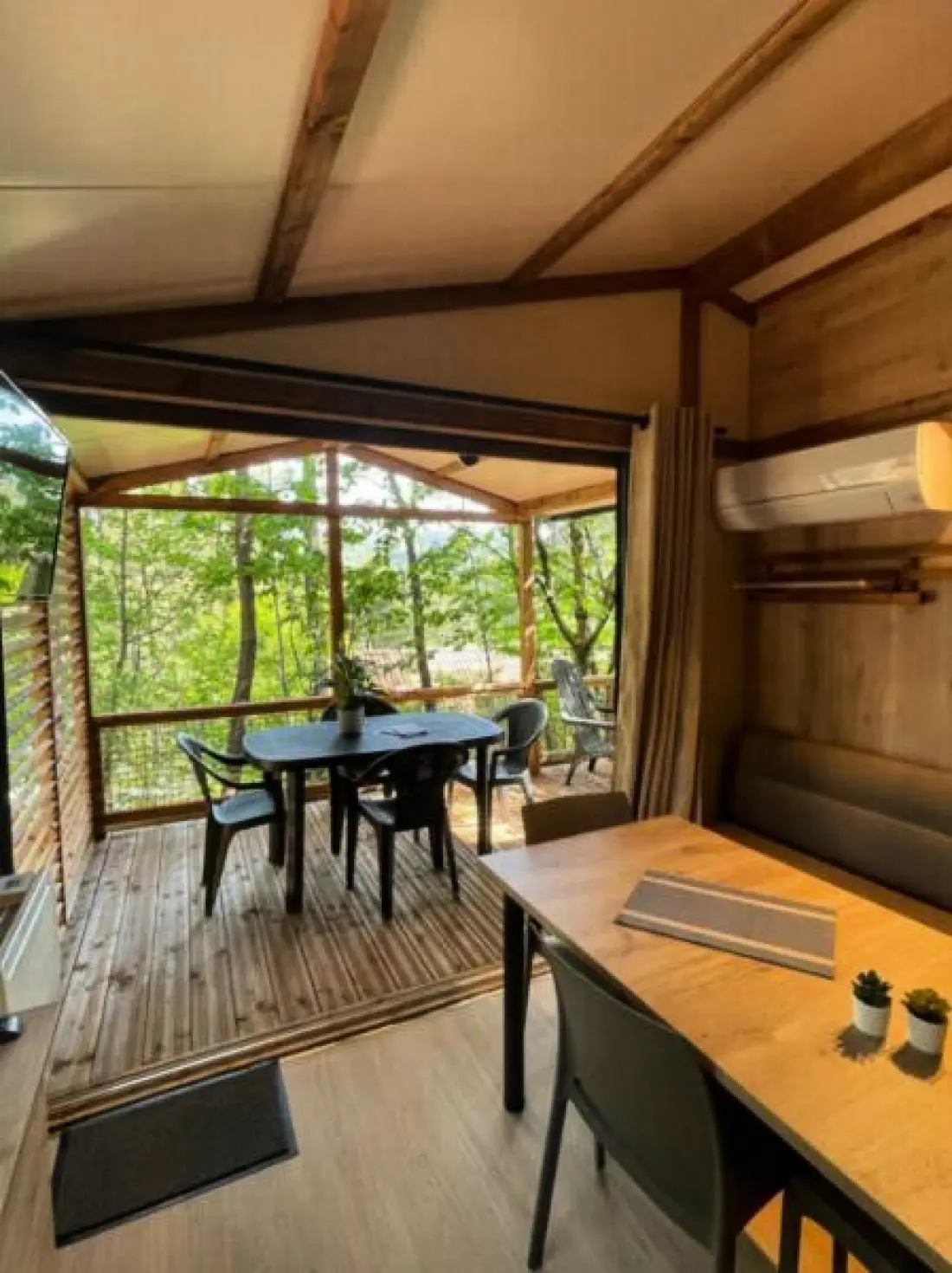 Camping Paradis Bois Simonet 4 étoiles★★★★