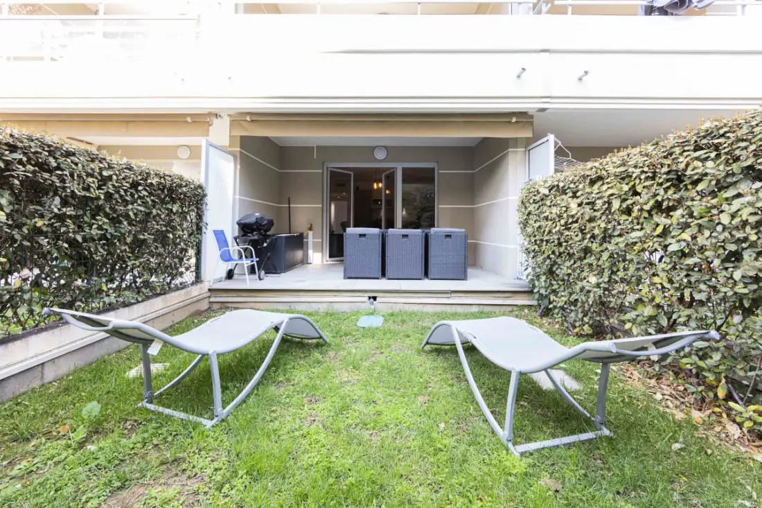 Résidence T2 Centre Juan Les Pins Avec Piscine Et Climatisation