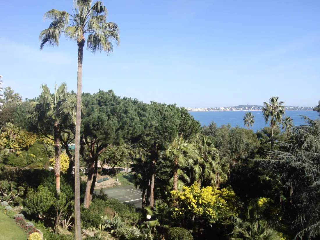 Résidence Studio Vue mer standing proche Cannes