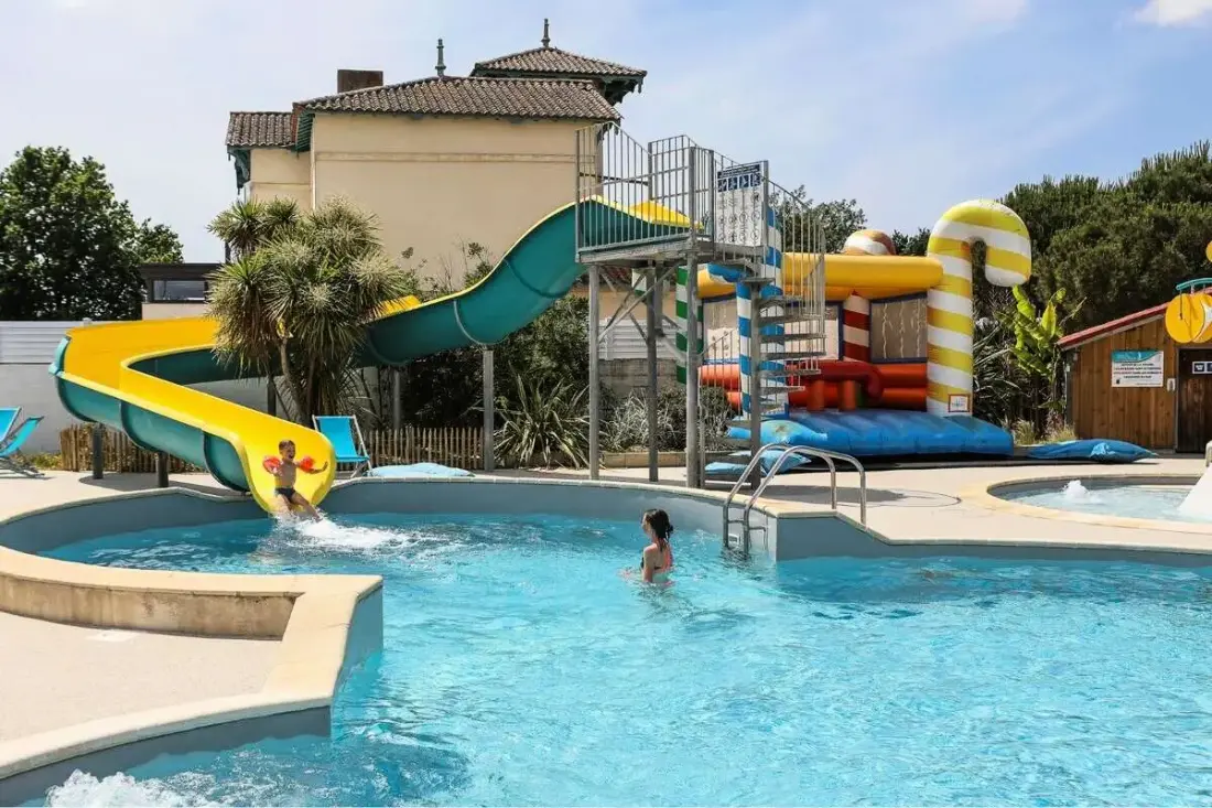 Camping Ushuaïa Villages Le Parc de la Grève 4 étoiles★★★★