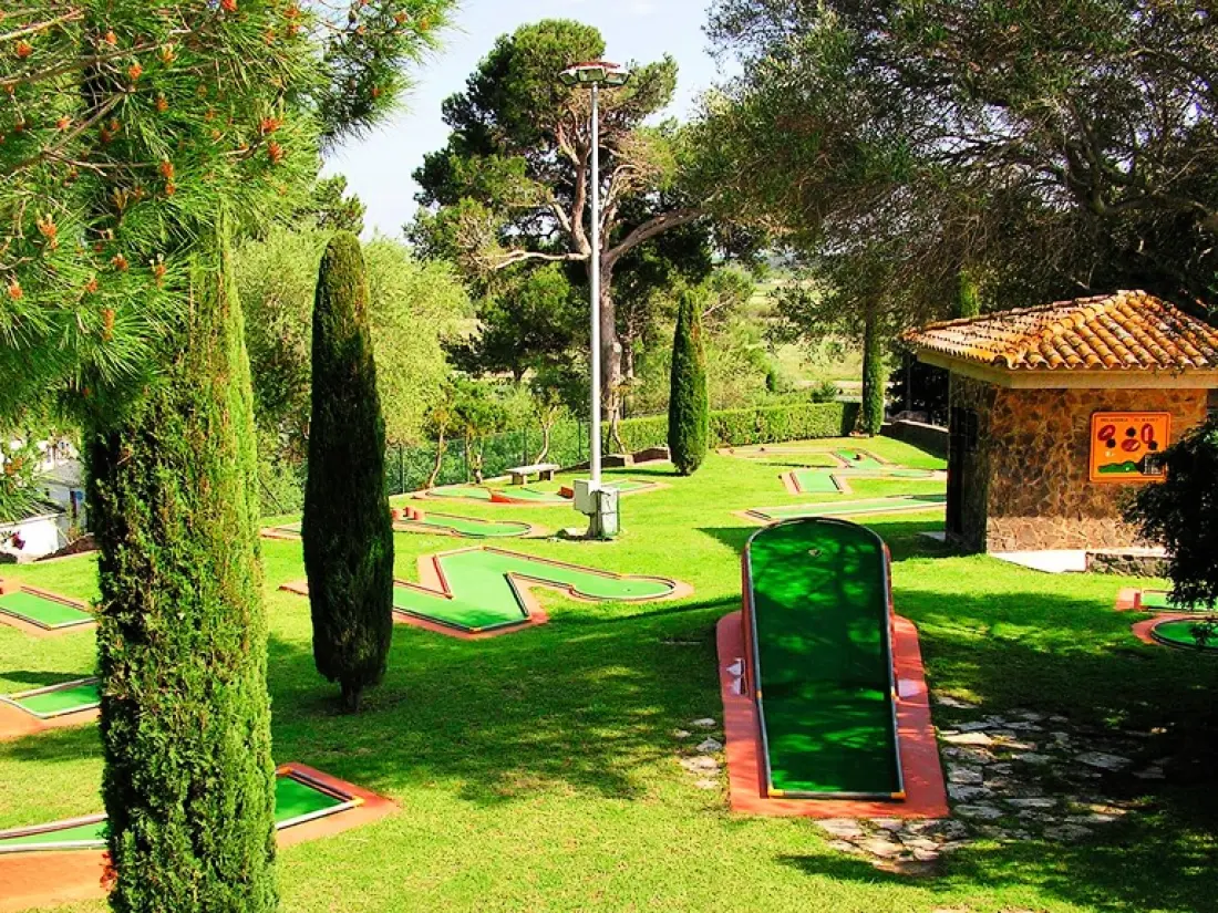 Camping Castell Montgri II4 étoiles★★★★