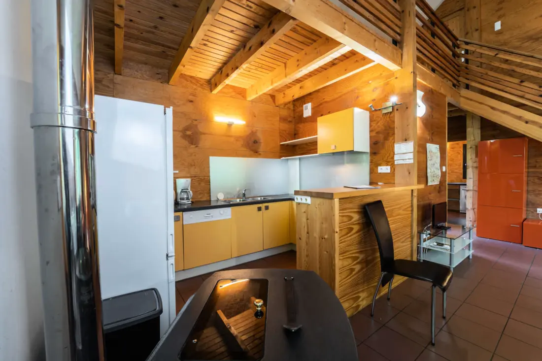Gîte Chalet 6/8 personnes - les sous-bois de la bastide 3 étoiles