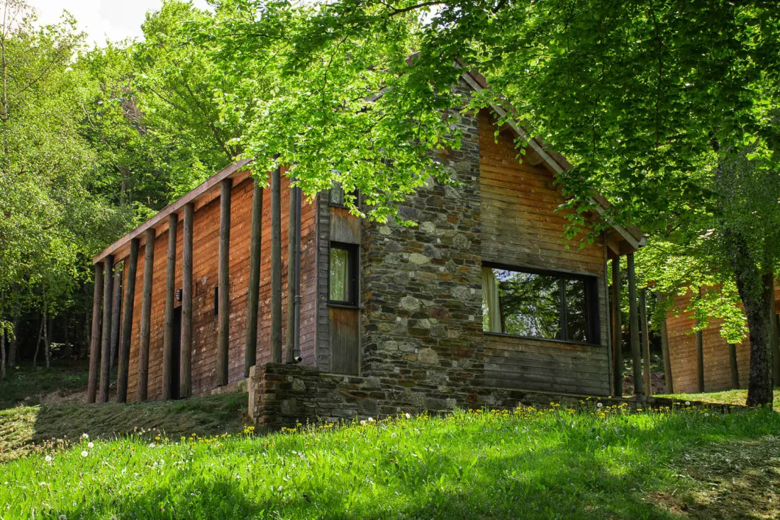 Gîte Chalet 6/8 personnes - les sous-bois de la bastide 3 étoiles