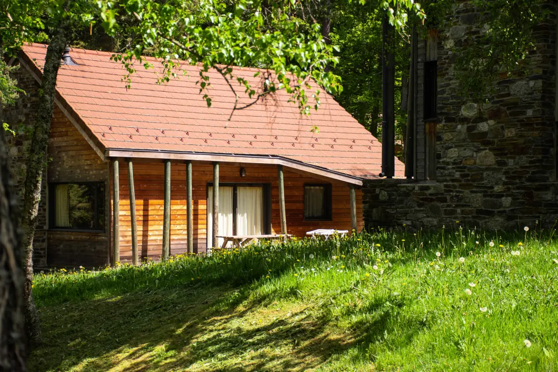 Gîte Chalet 6/8 personnes - les sous-bois de la bastide 3 étoiles