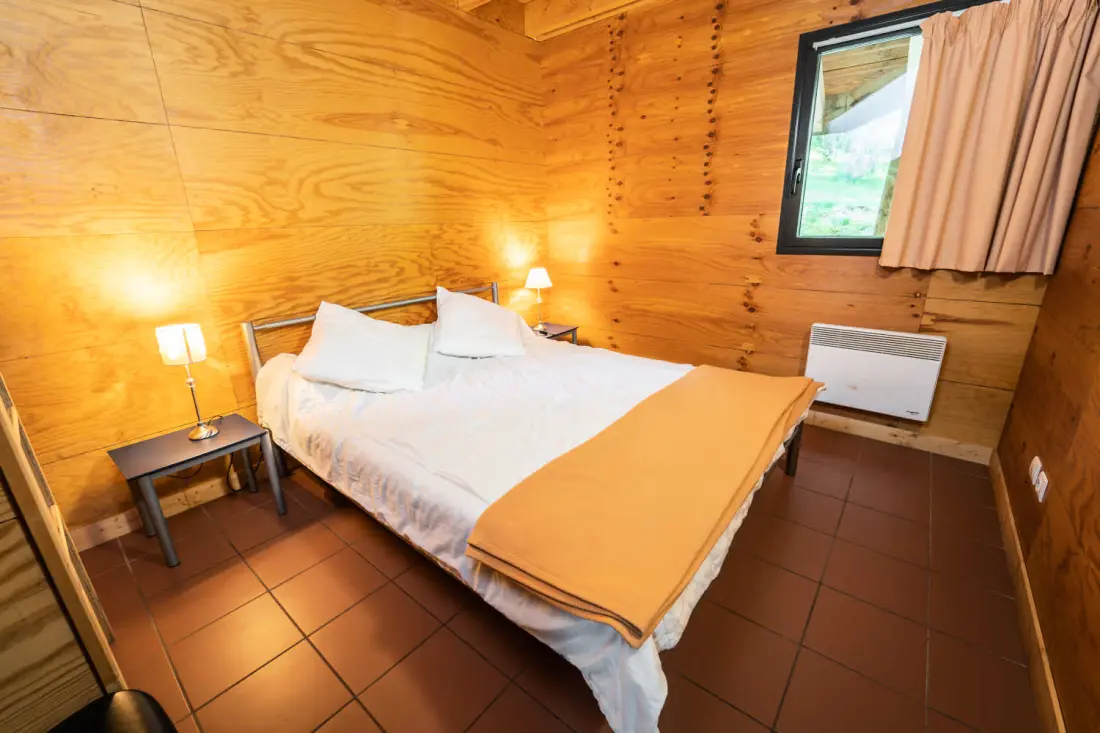 Gîte Chalet 6/8 personnes - les sous-bois de la bastide 3 étoiles