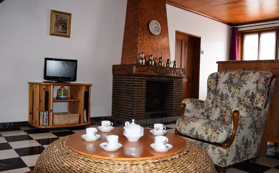 Maison de Vacances La Bazoche-Gouet 4