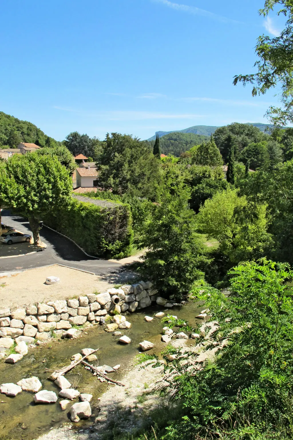 Maison de Vacances La Begude de Mazenc