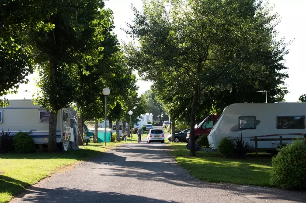 Camping Les Ecureuils4 étoiles★★★★