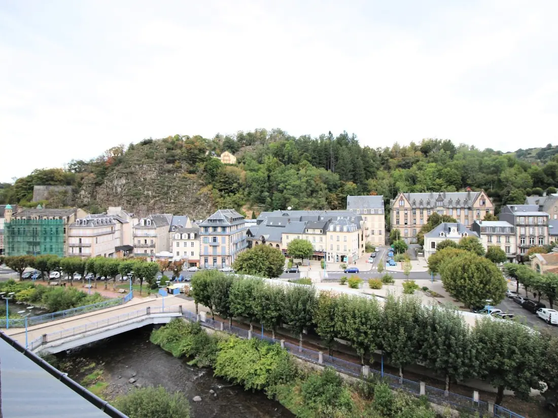 Location de Vacances La Bourboule 87