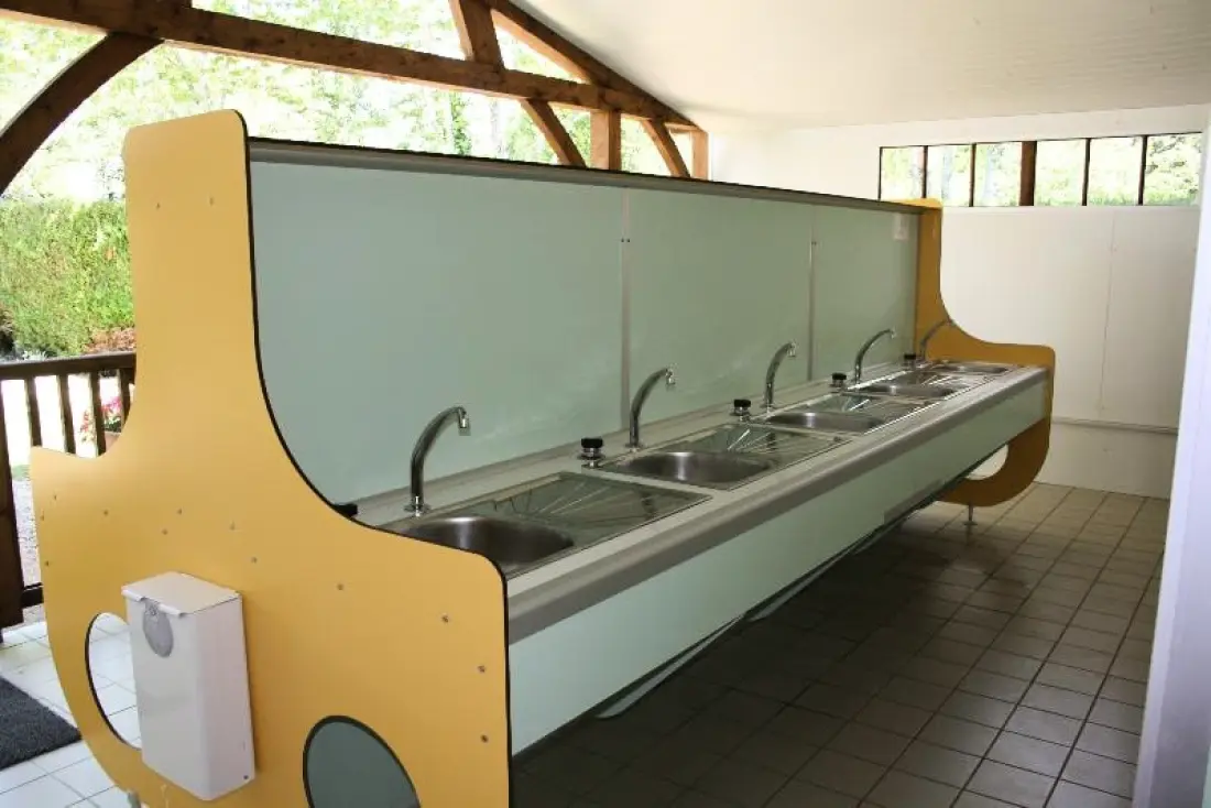 CAMPING LA FAGE 4 étoiles★★★★