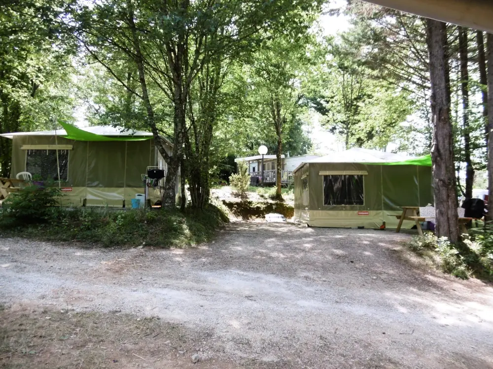 CAMPING LA FAGE 4 étoiles★★★★