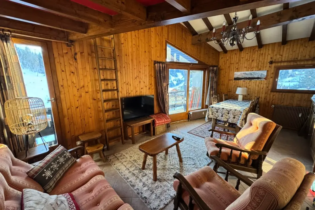 Appartement Avec Balcon Face Aux Pistes De Ski