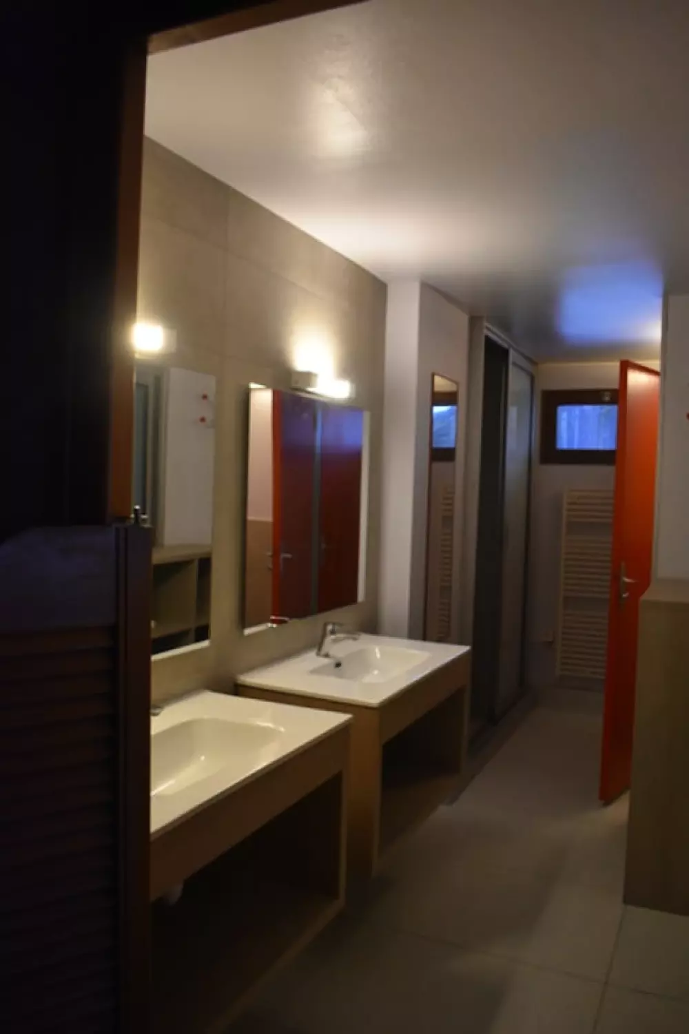 Chalet Aux Pieds Du Domaine Nordique