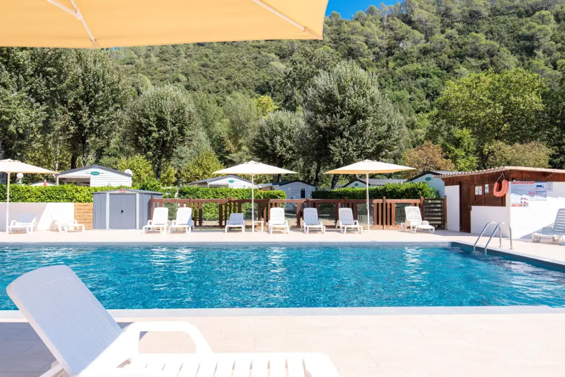Camping Au Vallon Rouge 4 étoiles★★★★