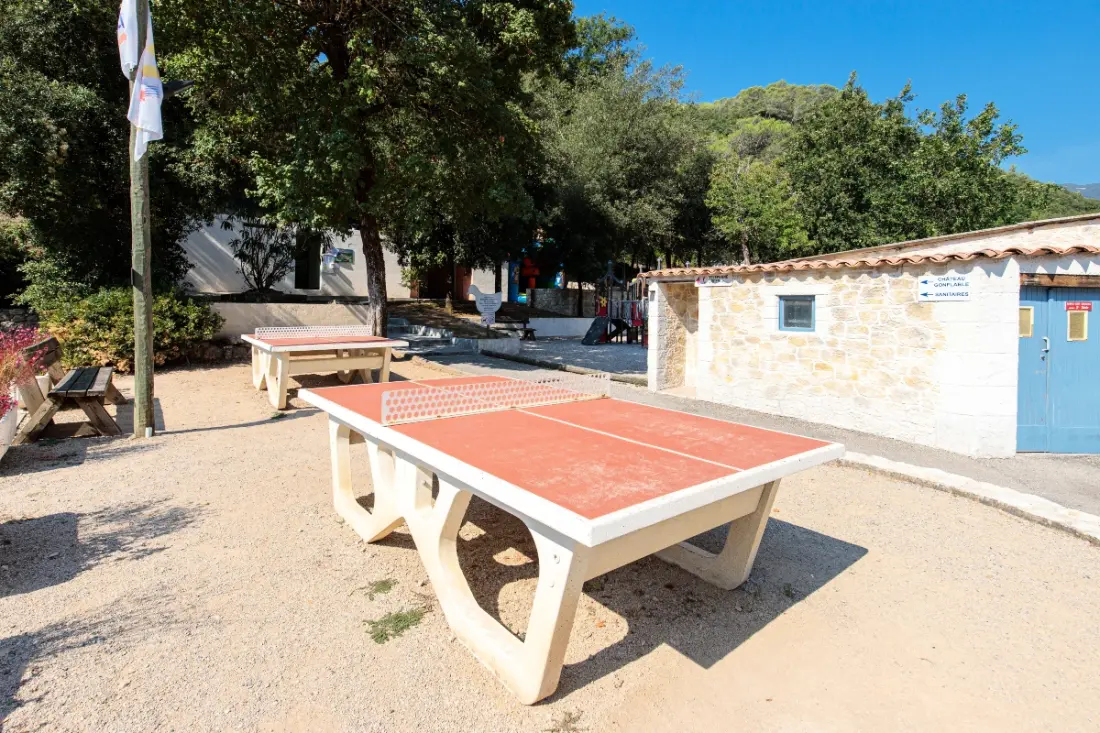 Camping Au Vallon Rouge 4 étoiles★★★★