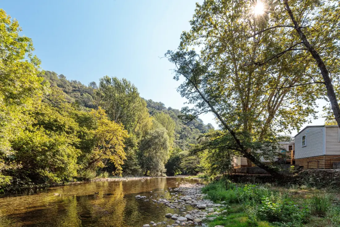 Camping Au Vallon Rouge 4 étoiles★★★★