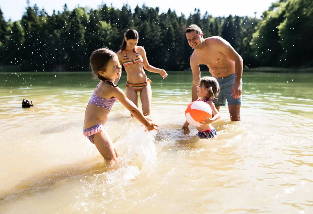 Camping Au Vallon Rouge 41 étoiles★
