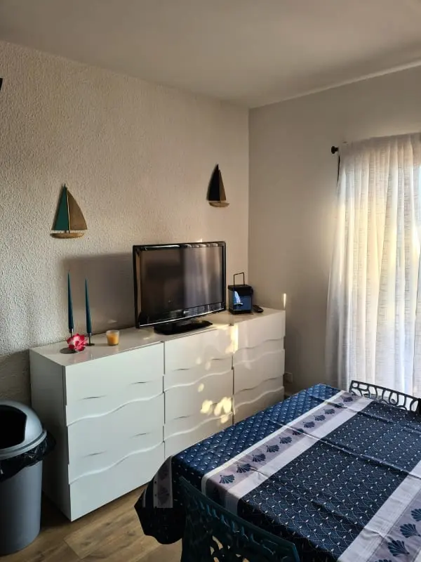 Charmant Appartement - Vue Sur La Baie Cavalaire