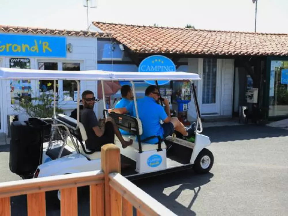 Camping Paradis - Le Grand R  4 étoiles★★★★