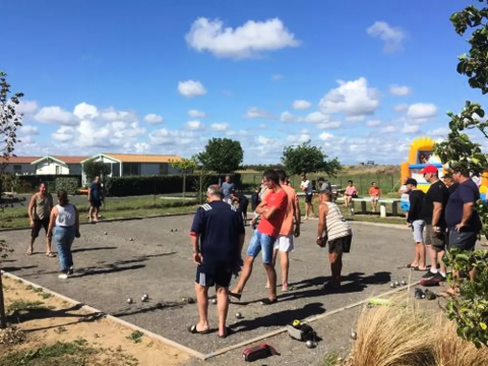 Camping Paradis - Le Grand R  4 étoiles★★★★