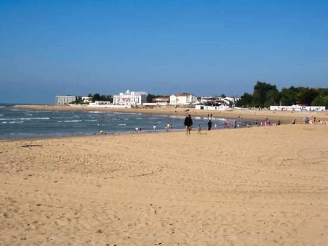 Camping Paradis - Le Grand R  4 étoiles★★★★