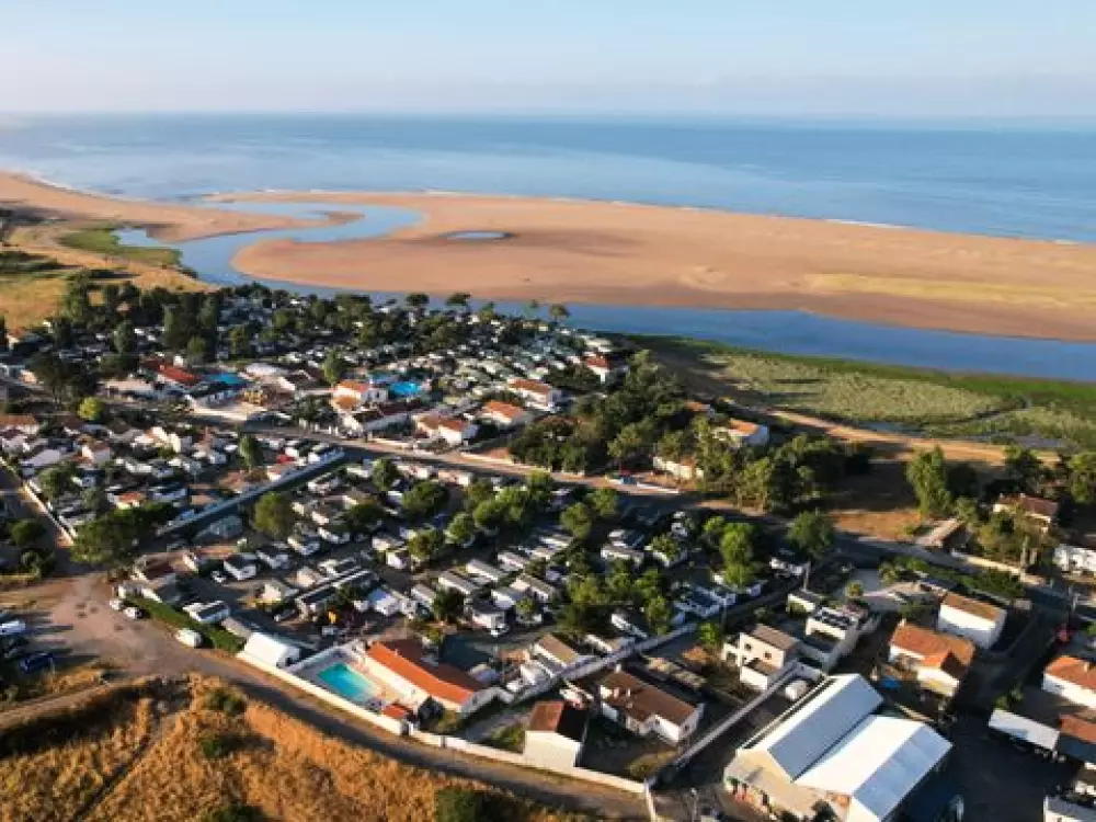 Camping Le Pavillon Bleu  3 étoiles★★★