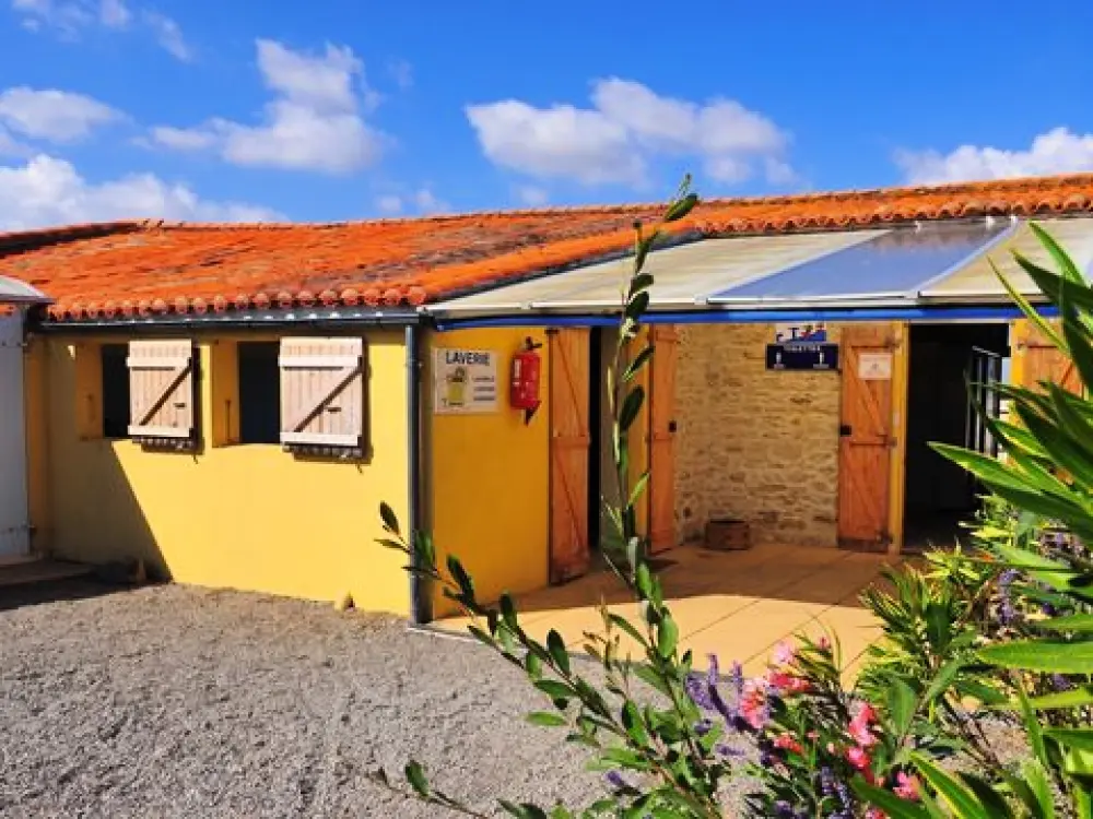 Camping Le Pavillon Bleu  3 étoiles★★★