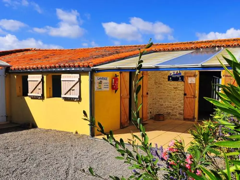 Camping Le Pavillon Bleu  3 étoiles★★★