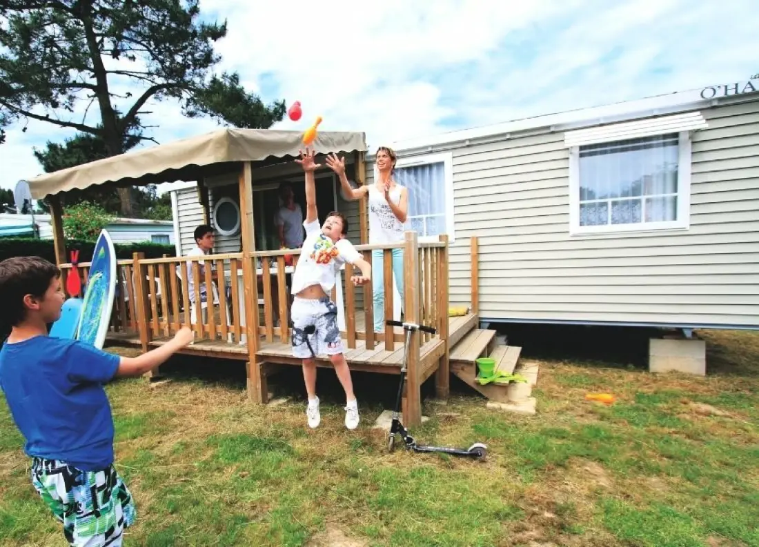 Camping Les Flots Bleus 4 étoiles★★★★