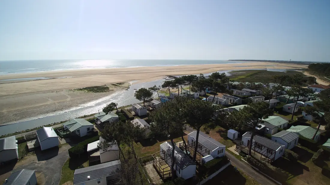 Camping LES VIOLETTES 4 étoiles★★★★
