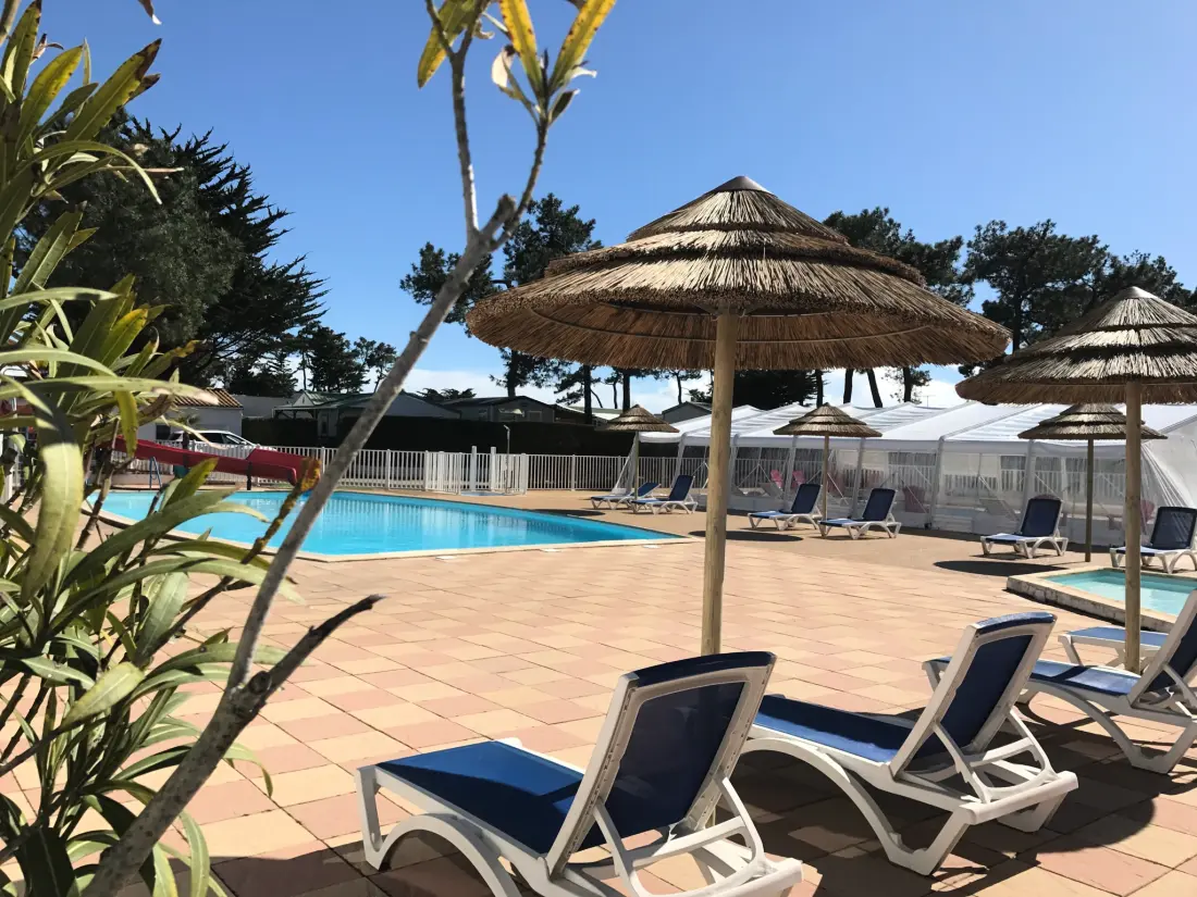 Camping LES VIOLETTES 4 étoiles★★★★