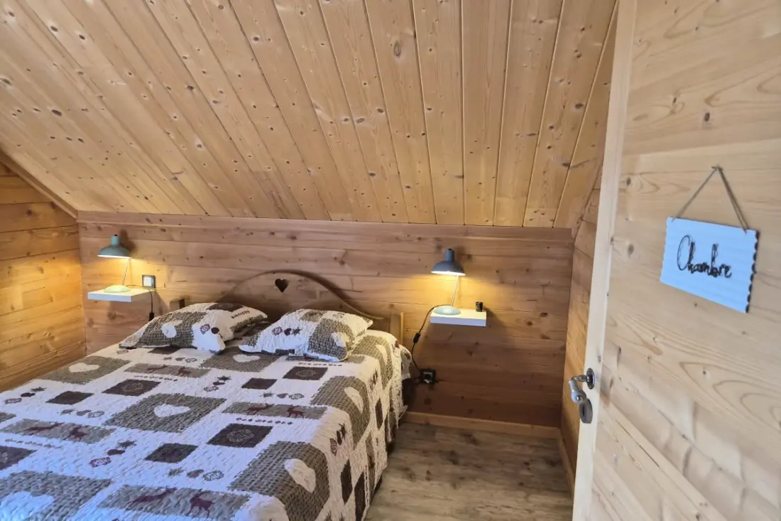 Chalet D'exception à Louer à La Féclaz – 4 Chambres, 10 Couchages