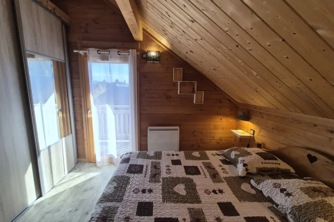 Chalet D'exception à Louer à La Féclaz – 4 Chambres, 10 Couchages