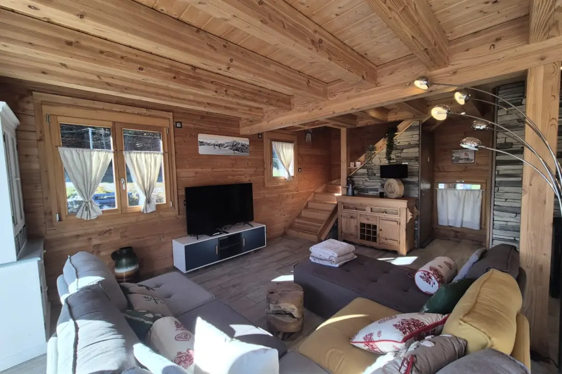 Chalet D'exception à Louer à La Féclaz – 4 Chambres, 10 Couchages