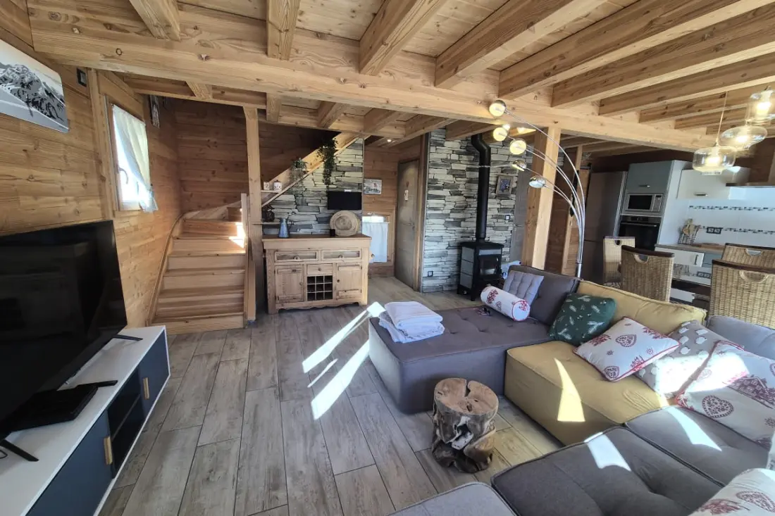 Chalet D'exception à Louer à La Féclaz – 4 Chambres, 10 Couchages