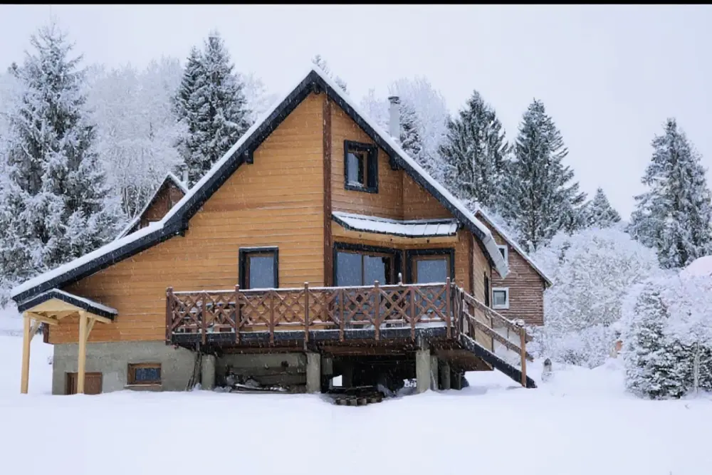 Chalet Nordique Pour 6 Personnes à La Féclaz - Piscine été