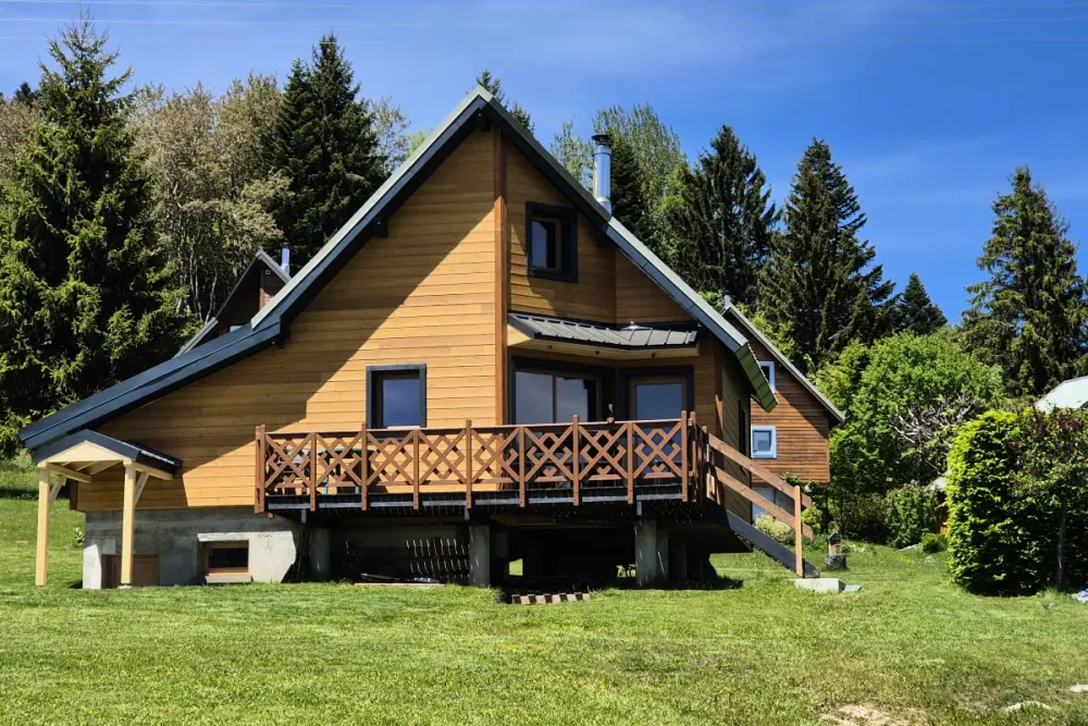 Chalet Nordique Pour 6 Personnes à La Féclaz - Piscine été