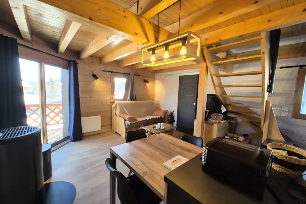 Chalet Nordique Pour 6 Personnes à La Féclaz - Piscine été