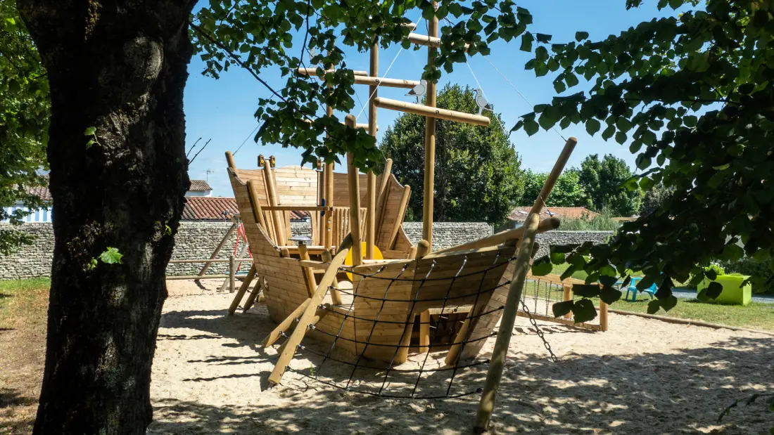 Flower Camping Le Bel Air 4 étoiles★★★★