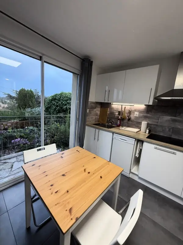 Studio Cosy Dans Villa, Climatisé, Terrasse - La Garde
